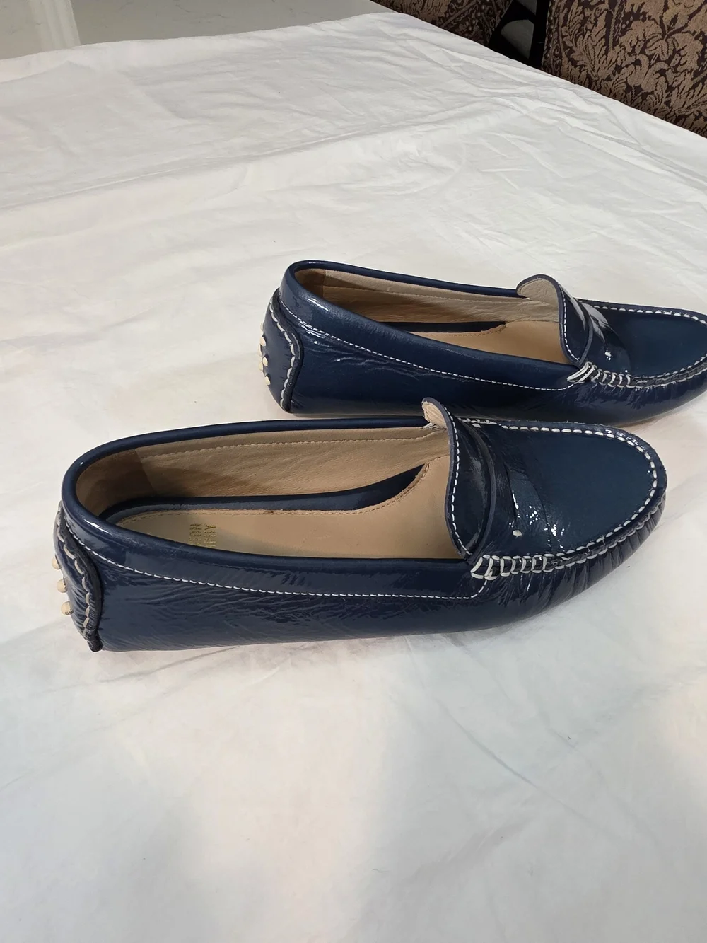 Johnston & Murphy Women's Metallic Navy Patent Leather Loafers